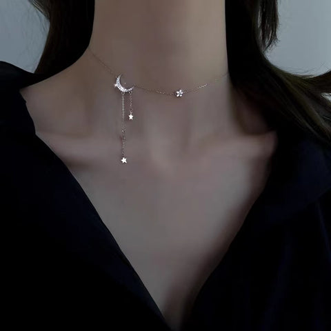 Zircon Clavicle Necklace