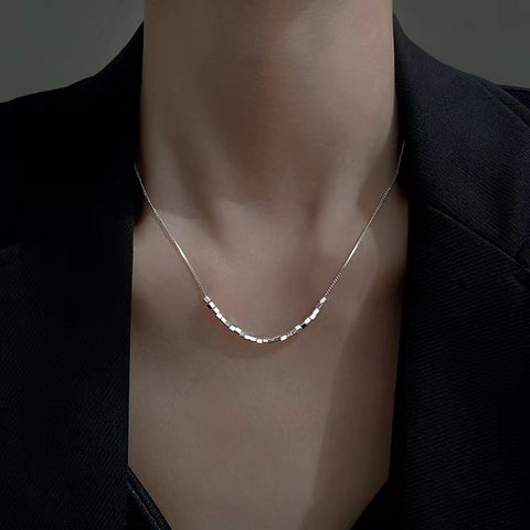 Zircon Clavicle Necklace